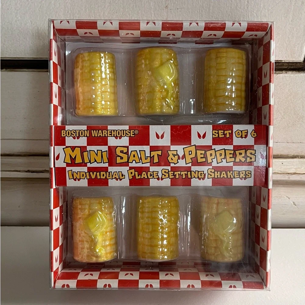 BOSTON WAREHOUSE SET OF 6 MINI BBQ YELLOW CORN ON THE COB SALT & PEPPER SHAKERS